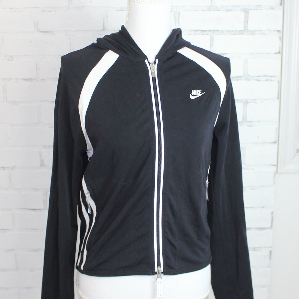 Nike Dri- Fit White and Black Sweatshirt